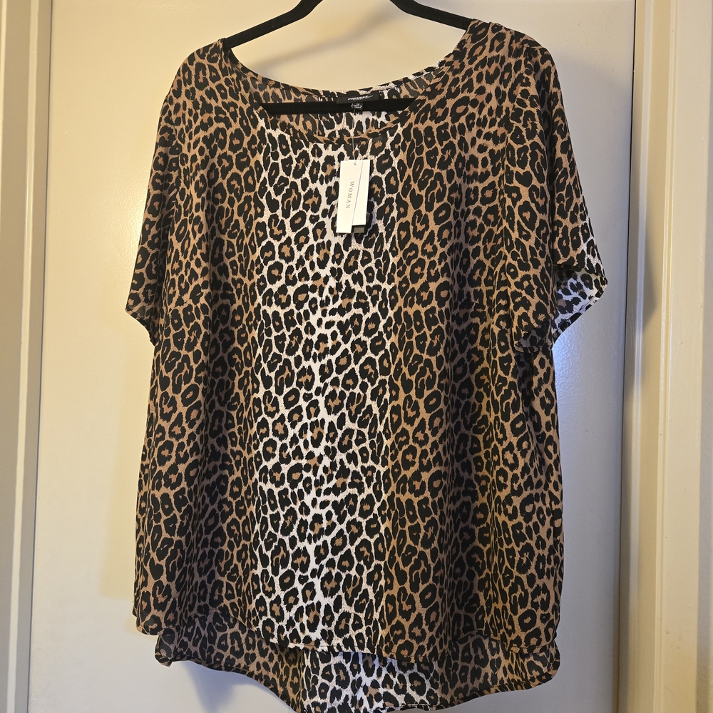 NWT Premise Leopard Print Blouse in Brown and‎ Black
